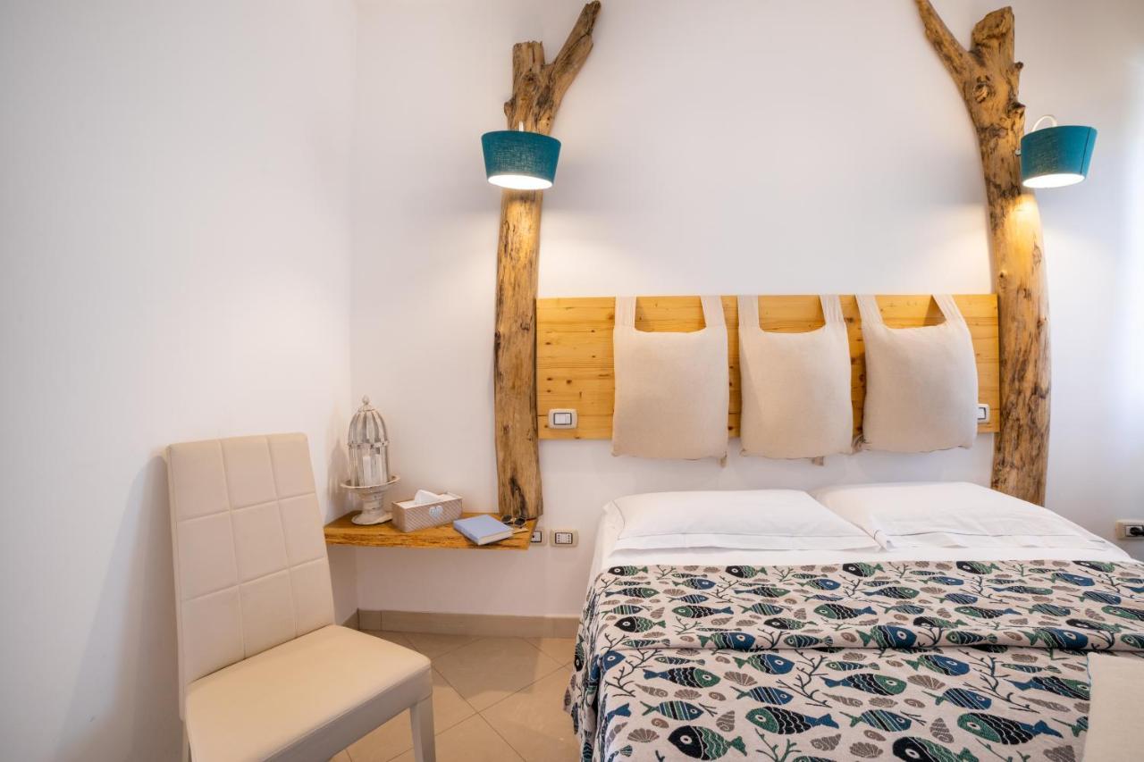 Love & Fama Hotel Sabaudia Ngoại thất bức ảnh