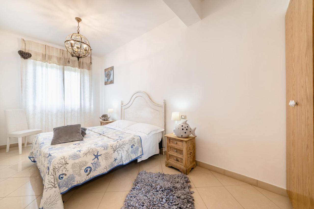 Love & Fama Hotel Sabaudia Ngoại thất bức ảnh