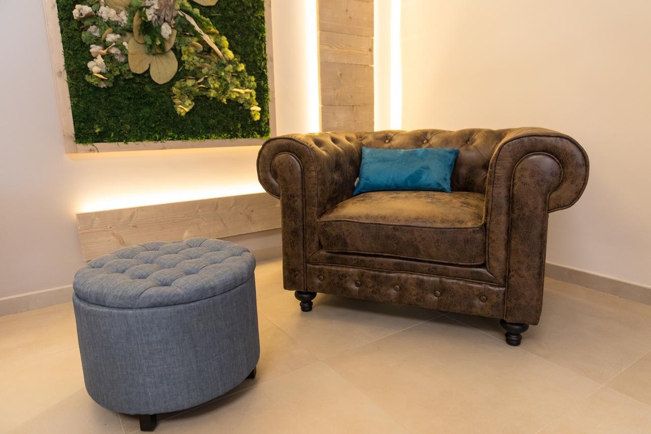 Love & Fama Hotel Sabaudia Ngoại thất bức ảnh